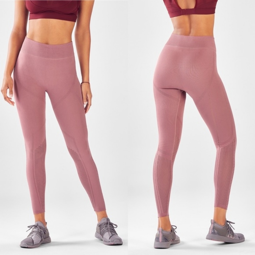 Fabletics SculptKnit Leggings Mauve Dusty Pink Size Large